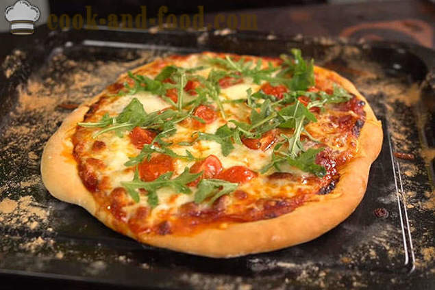 Пица са димљеном кобасицом - најлакши рецепт