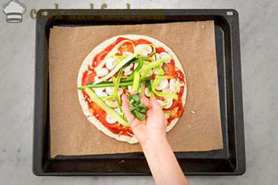 Рецепт пица са тиквицама и шампињонима