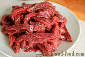 Краставци са месом у корејском (Цхамбер)