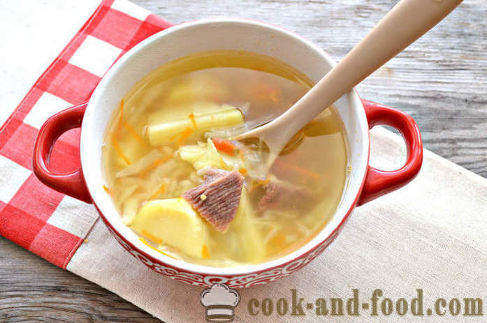 Свеж купус супа са месом и пиринчем - како да кува месо супу, корак по корак рецептури фотографије
