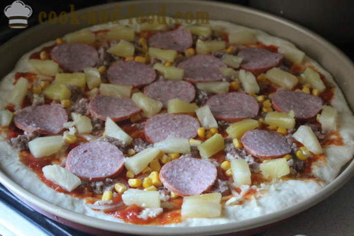 Квасац пица са месом и сиром код куће - корак по корак фото-пица рецепта са млевеним месом у рерни