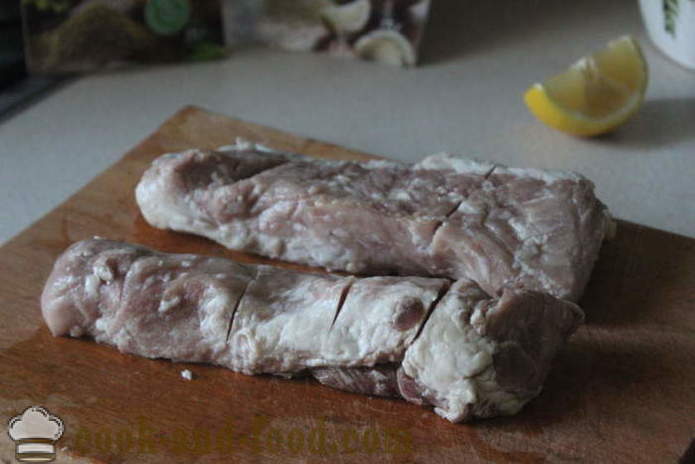 Печена свињетина у фолији - као укусна да скува свињетину у соја сосу, корак по корак рецептури фотографије