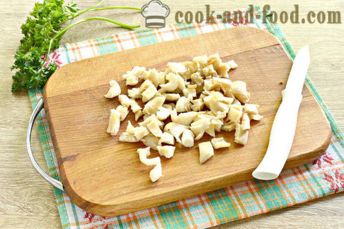 Кромпир са шампињонима у павлаци - како да кувају печурке са кромпиром и павлаком у тигању, са корак по корак рецептури фотографије