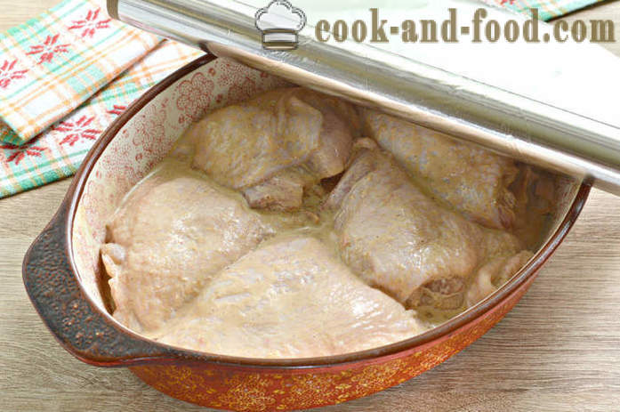 Пилећи бутине у рерни - како да кува пилетину бутине у мајонеза и соја сос, корак по корак рецептури фотографије