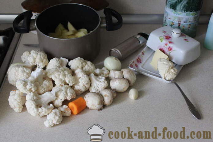 Кремаста супа са печуркама и карфиола - како да скува супу са печуркама, корак по корак рецептури фотографије