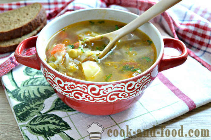 Супа са конзервама грашка и купуса - како да кува супу са купусом и грашка, корак по корак рецептури фотографије