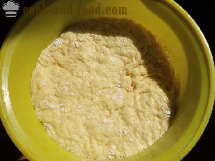 Шафран колач са протеином у праху - како да кува торту са преливом, корак по корак рецептури фотографије