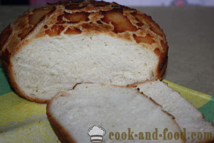Домаћи хлеб са хрскав у рерни - како да се пече бели хлеб код куће, корак по корак рецептури фотографије