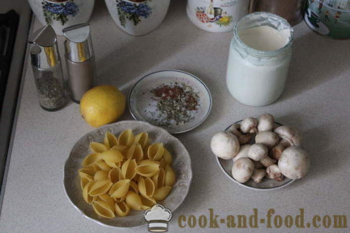 Пуњена паста-шкољке са млевеног печуркама - Како направити пуњене паста-граната у рерни, са корак по корак рецептури фотографије