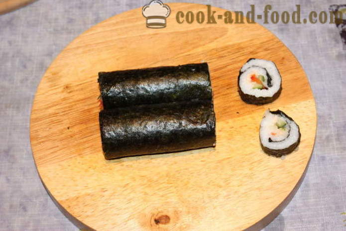 Укусна и једноставна преливи за суши - како да суши код куће, корак по корак рецептури фотографије