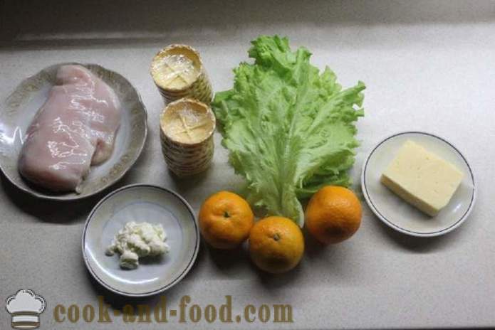 Новогодишња салата са пилетином груди и мандарине - како припремити салату са пилетином и мандарине, корак по корак рецептури фотографије