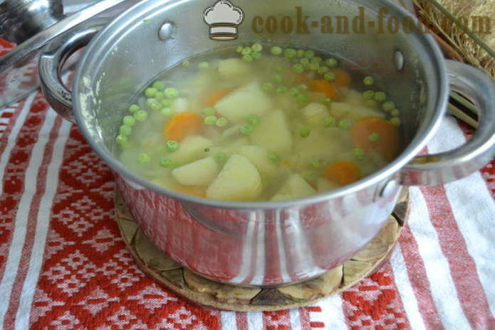 Укусна супа од поврћа са димљеним месом - како да кува супу од поврћа, корак по корак рецептури фотографије