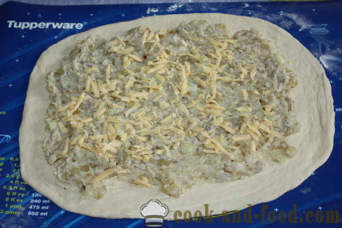 Торта квасац лиснато тесто пуњено са пилетином и кромпиром - како да пече питу са пилетином и кромпиром у рерни, са корак по корак рецептури фотографије