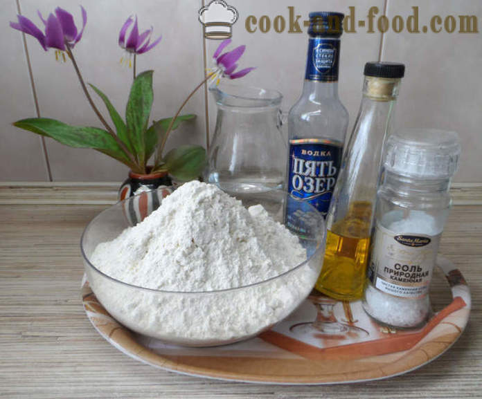 Пастиес са месом и сиром у грчким - Како да грудњака код куће, корак по корак рецептури фотографије