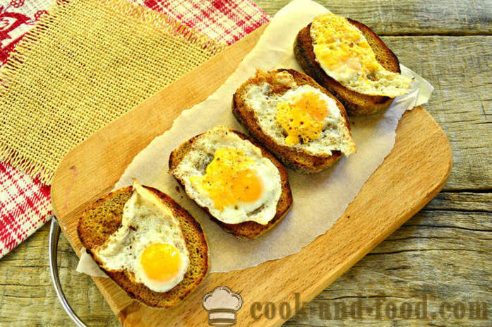 Француски тост са јајетом и зеленила на тигању - како да наздравим са јајетом за доручак, корак по корак рецептури фотографије