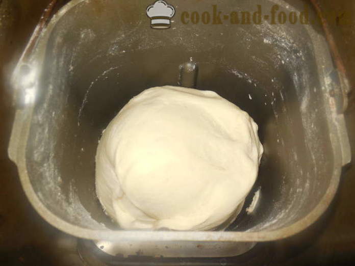 Једноставан рецепт за домаћи хлеб на парадајз маринади - како да се пече хлеб у реду за хлеб произвођача код куће, корак по корак рецептури фотографије