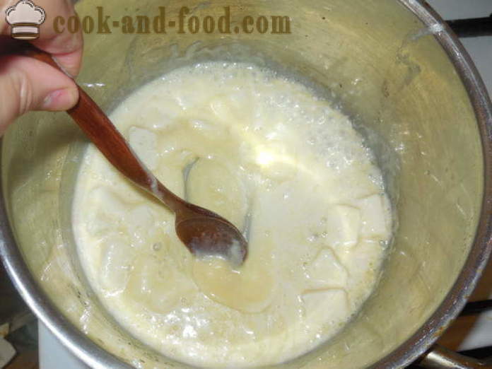 Кисело млеко Ускрс са шлагом и чоколадом - како да кува у кисело Ускрс без јаја, корак по корак рецептури фотографије