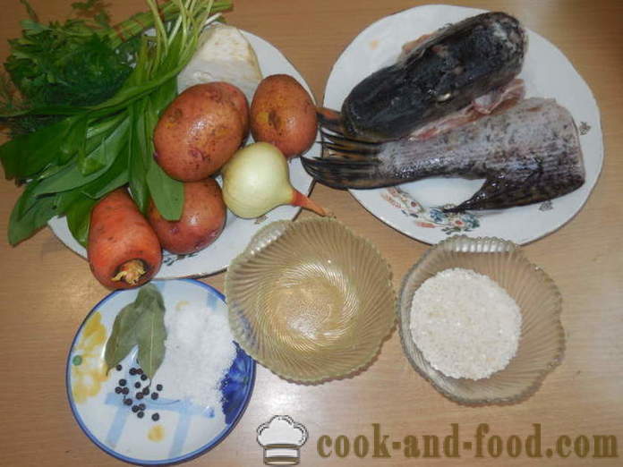 Једноставан рецепт за рибљу чорбу од пике циљева мултиварка - како да кува супу од штука главе куће, корак по корак рецептури фотографије