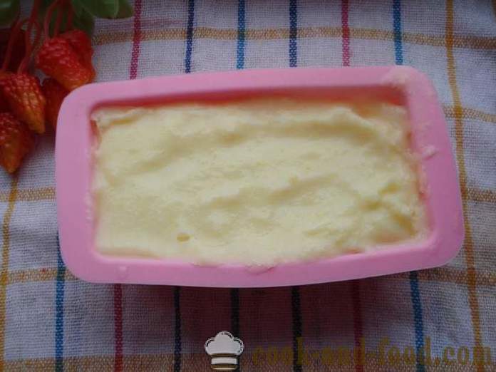 Домаћи сладолед направљен од млека са скроба - како направити сладолед код куће, корак по корак рецептури фотографије