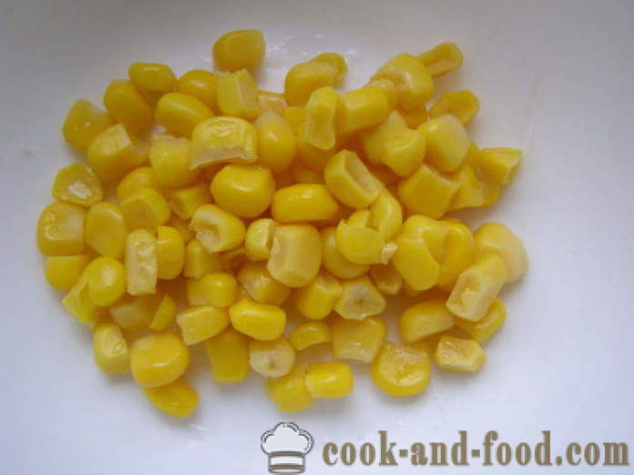 Укусна крабе салата са кукурузом и јајима - како да кува крабе салату са кукуруза брзо и укусно, са корак по корак рецептури фотографије