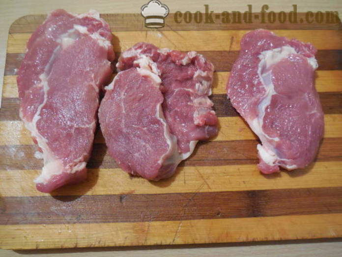 Месо пецива пуњена у рерни - како да кува месо ролне на ражњиће, корак по корак рецептури фотографије