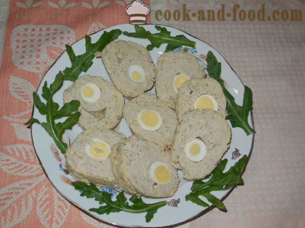 Паре месо ролнице са препелице јаја - како да кува одрезак са јајима за пар, са корак по корак рецептури фотографије