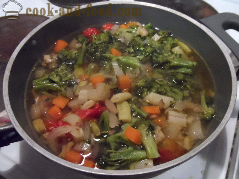 Парадајз и целер супа за мршављење - како би припремили целер супу за мршављење, корак по корак рецептури фотографије