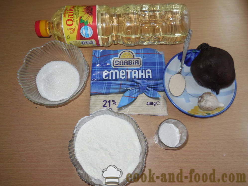 Украјински кнедле са белим луком борсцхт да - како да се пече кнедле са белим луком у рерни, са корак по корак рецептури фотографије