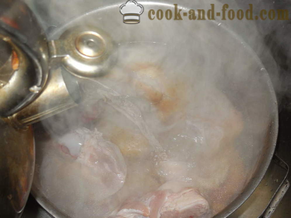Хомемаде згуснут пилетина без желатина - како припремити Јеллиед пилетину и свињетину мултиварка-плин, корак по корак рецептури фотографије