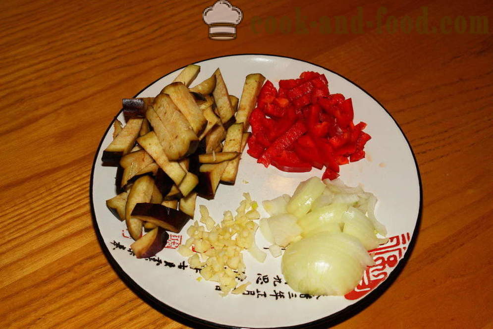 Пилећи филе у кинеском: са поврћем и пиринчем - како да кува пилетину у кинеском, корак по корак рецептури фотографије
