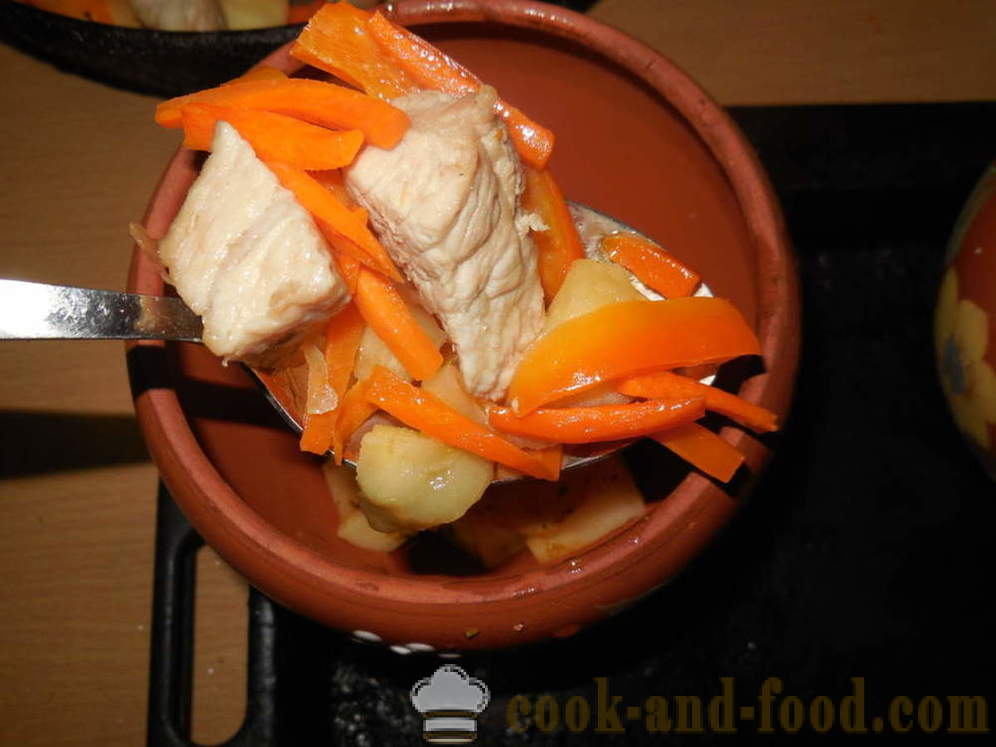 Печење са месом и кромпиром - како да кува за печење у рерни, са корак по корак рецептури фотографије
