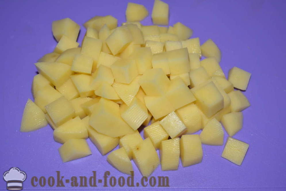 Сир супа са топљени сир, тестенина и кобасица - како да кува сира супа са топљени сир, корак по корак рецептури фотографије