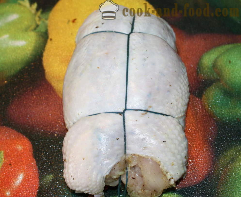 Пилетина Д пуњене са поврћем у рерни - Како се припремити пилећи филе ролл, корак по корак рецептури фотографије