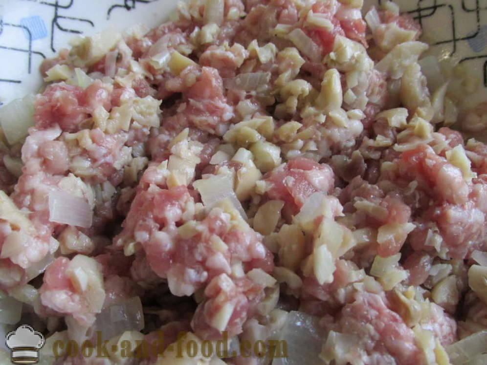 Пуњене паприке са месом и печуркама - како да кува пуњене паприке, корак по корак рецептури фотографије