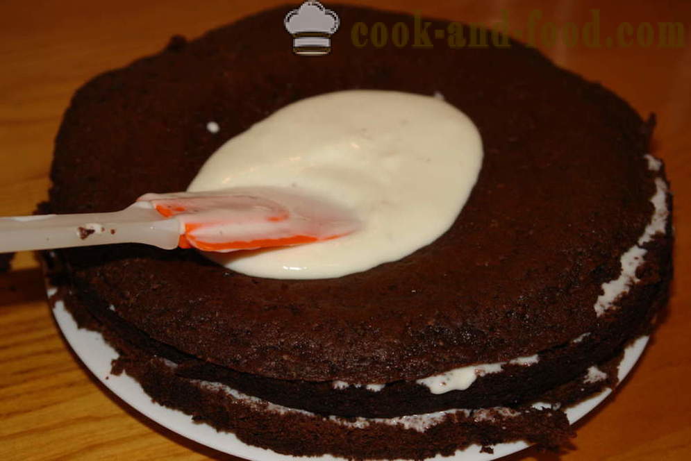 Укусно чоколада бисквит са павлаком - како направити чоколадну торту, корак по корак рецептури фотографије