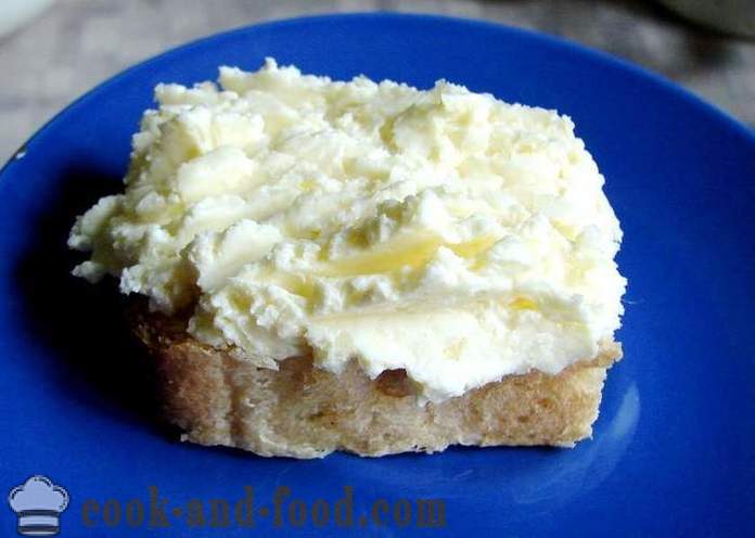 Сир бели лук маслац сендвич - како да кува сира маслац, једноставан рецепт са фотографијом