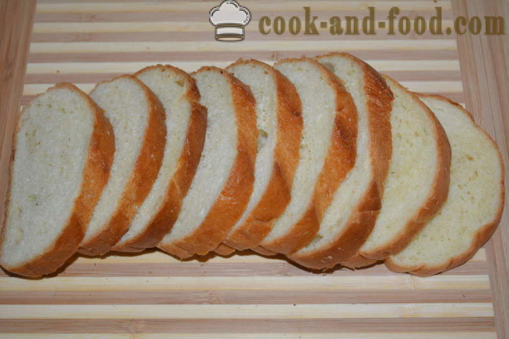 Слатка векна тост са јајетом и млеком у пан - Како направити векну тоста у тигању, корак по корак рецептури фотографије