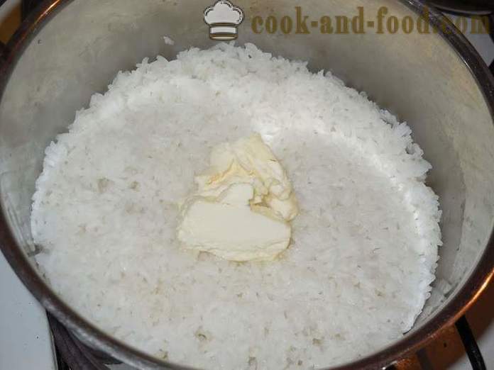 Како да кува оштре пиринча гарнисх у тигању правилно - како скухати пиринач на води - корак по корак рецептури фотографије