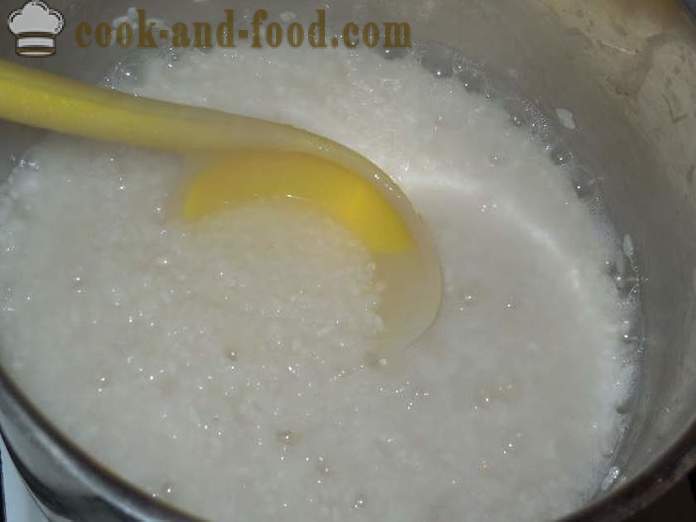 Укусна пиринач каша са млеком и водом у тигању: течност и класична (дебљине) - корак по корак рецептури са фотографијама како да кува пиринач паленту са млеком