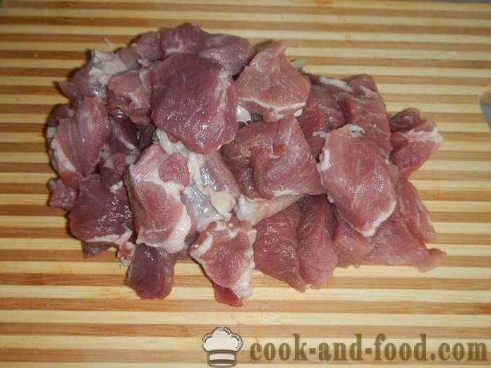 Укусно свињски гулаш у блату мултиварка или свињетине - корак по корак рецептури са фотографијама како да кува свињски гулаш