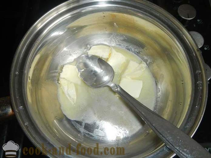 Домаћи чоколада кобасица кекс са кондензовано млеко и орахе, јаја-фрее - корак по корак рецепт за чоколадни саламе, са фотографијама.