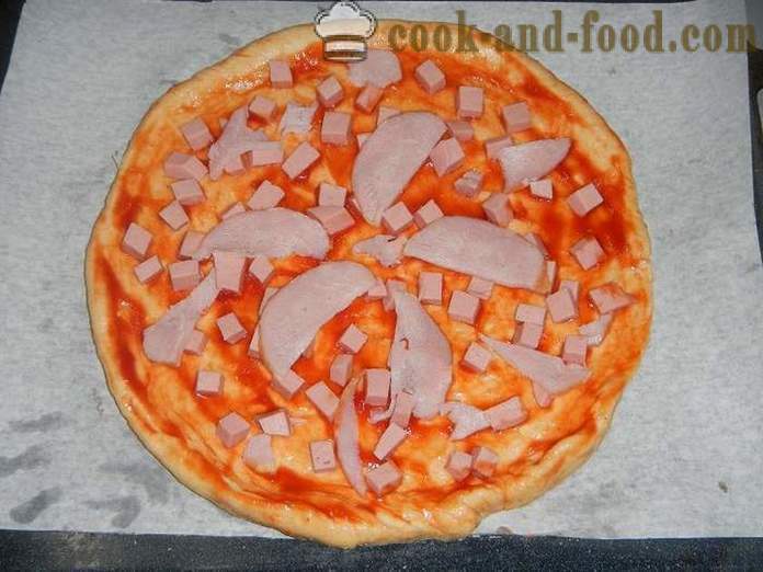 Хомемаде пица у рерни - корак по корак рецепту са фотографијом укусна пизза квасцем тесто