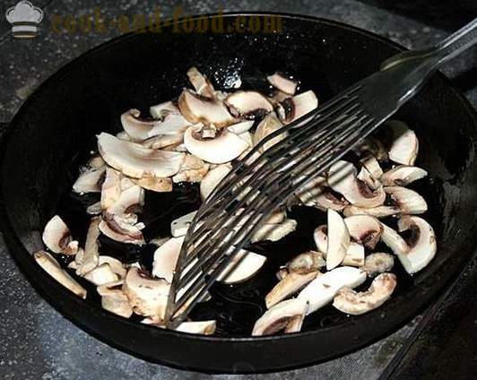 Печурака салата са печуркама, сиром и јајима. Једноставно, укусан и здрав рецепт са фотографијама.