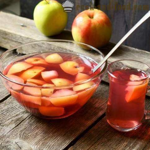 Рецепт за јабуке компот, јагоде и крушке