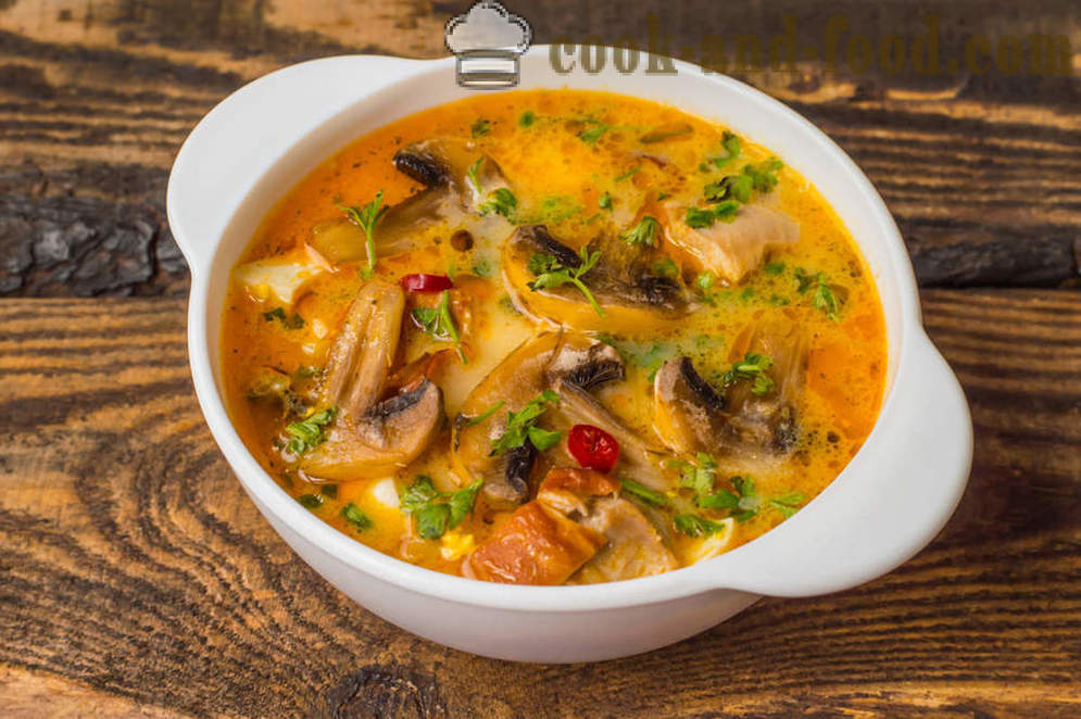 Припрема необична јела: супа са грашком и печуркама - видео рецепт код куће