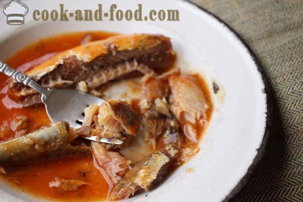 Рецепт: Риба конзервирана