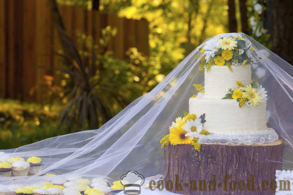 Изаберите најмодернији свадбену торту - видео рецепт код куће