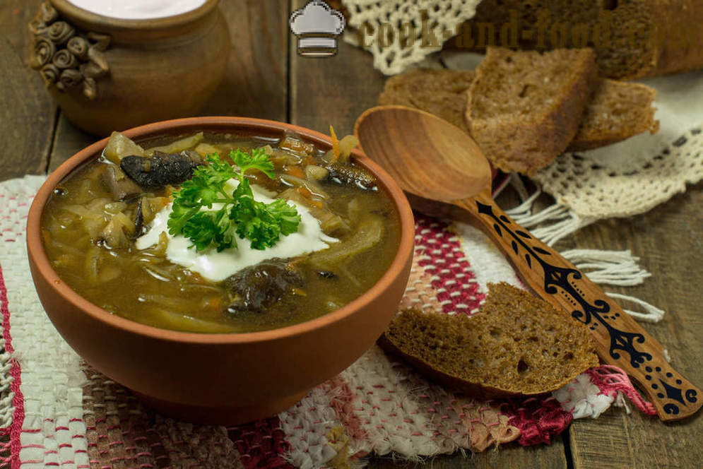 Три од најједноставнијих и укусних јела руске кухиње - видео рецепт код куће