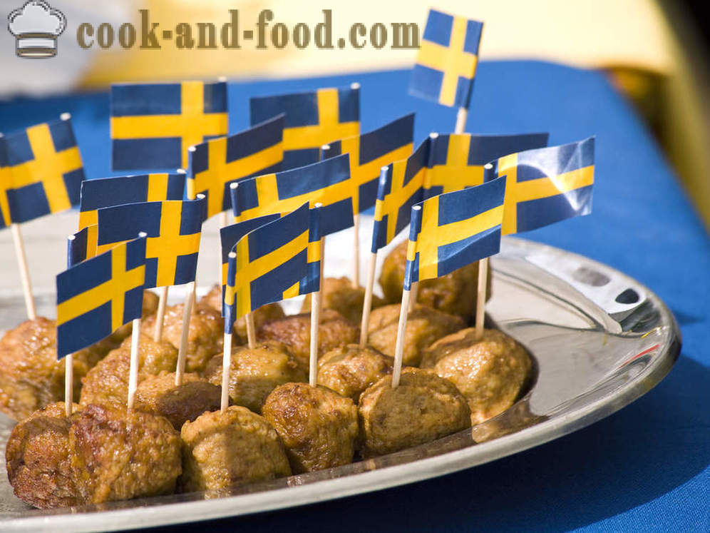 Шведска: Карлсон омиљени ћуфте и бомбонице чорба - видео рецепт код куће